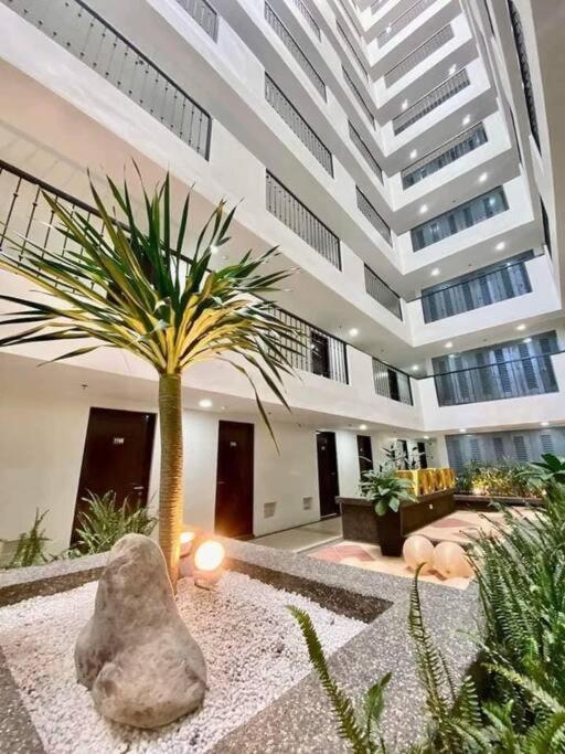 Budget Family Limited Offer Max 8 Persons Condo Unit Center Davao City Exteriör bild